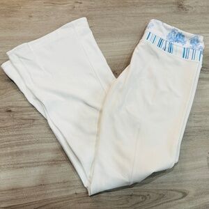 Lululemon - Stretchy Wide-Legged Yoga Pants, Reversible, Size 8, Good Condition!